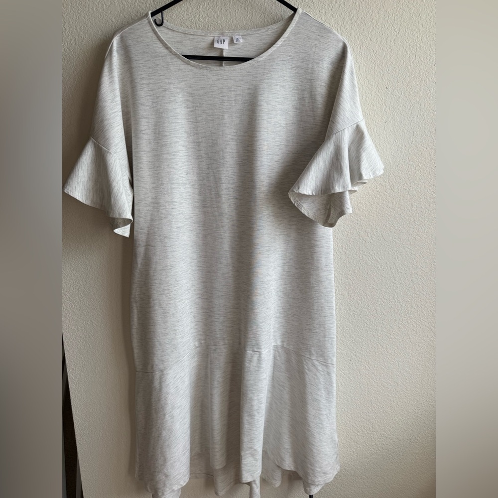 NWOT GAP RUFFLE SLEEVE DRESS